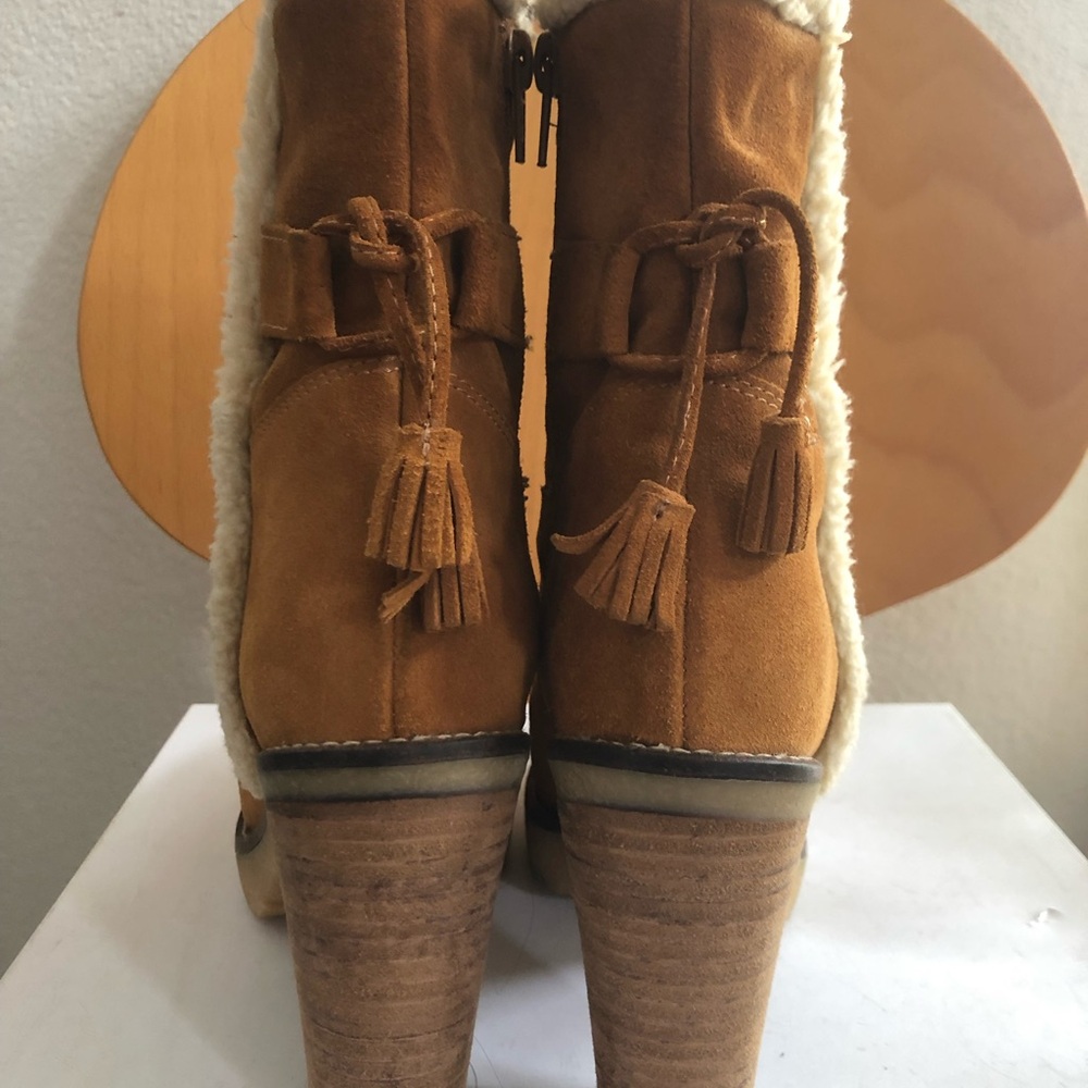 Sundance Dulce de Leche Tassle Boots - Picture 4 of 7
